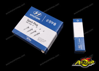El sistema de ignición parte las bujías de NGK 18854-10080/0242135528 para el acento de Hyundai